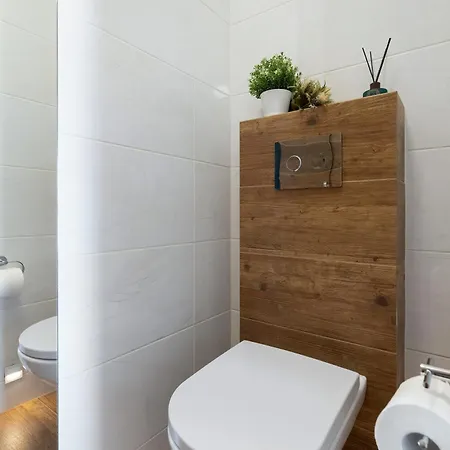 Piekny W Gdansku 2 Sypialnie I Parking By Renters Prestige Lägenhet Gdańsk