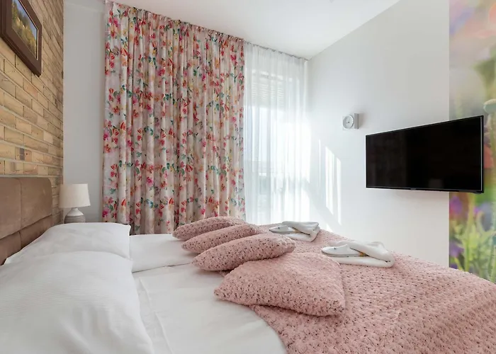 Piekny W Gdansku 2 Sypialnie I Parking By Renters Prestige Гданьск